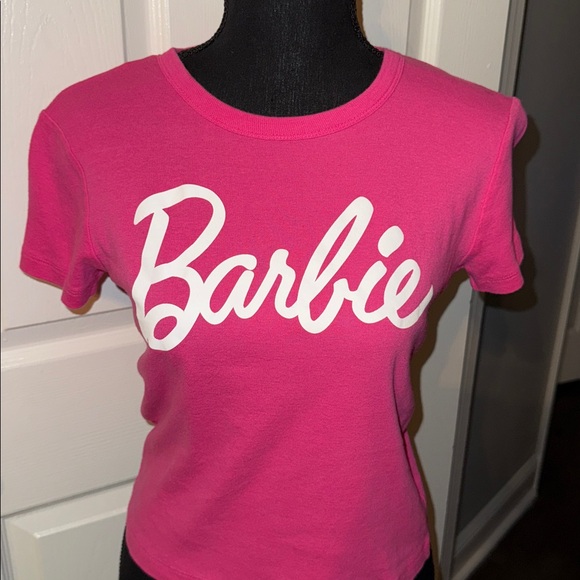 🖤BARBIE PINK CROP TOP SIZE S🖤 - Picture 2 of 7